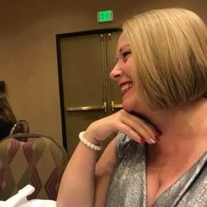 Meet your Posher, Bettina